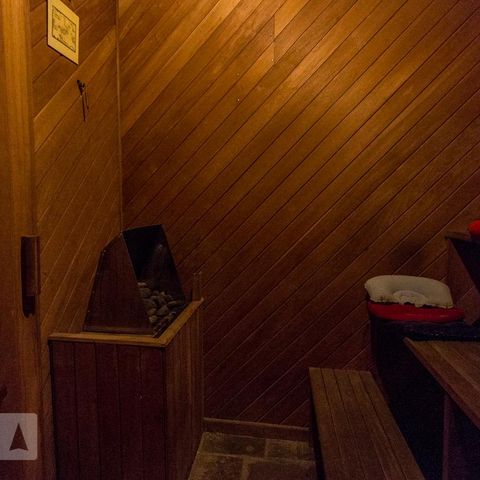 Casa para alugar com 850m², 4 quartos e 6 vagasSauna