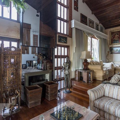 Casa para alugar com 850m², 4 quartos e 6 vagasSala 1