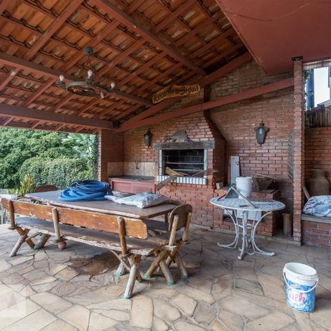 Casa para alugar com 850m², 4 quartos e 6 vagasChurrasqueira externa