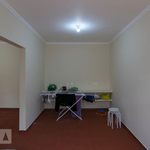 Casa à venda com 350m², 3 quartos e 2 vagasEdícula