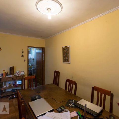Casa à venda com 350m², 3 quartos e 2 vagasSala