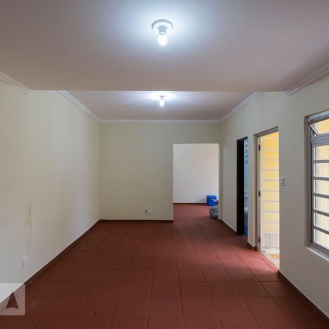 Casa à venda com 350m², 3 quartos e 2 vagasEdícula