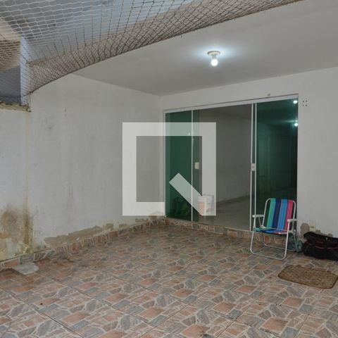 Casa à venda com 202m², 3 quartos e 1 vagaVaranda