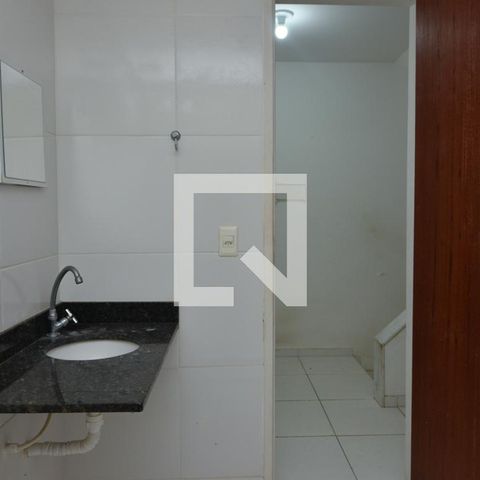 Casa à venda com 202m², 3 quartos e 1 vagaBanheiro
