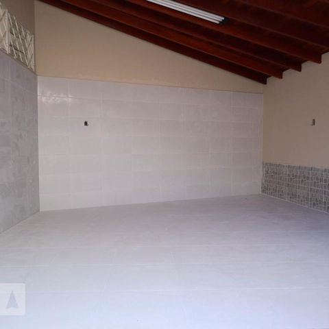 Casa à venda com 200m², 3 quartos e 2 vagasGaragem
