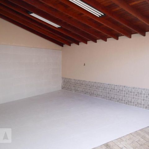 Casa à venda com 200m², 3 quartos e 2 vagasGaragem