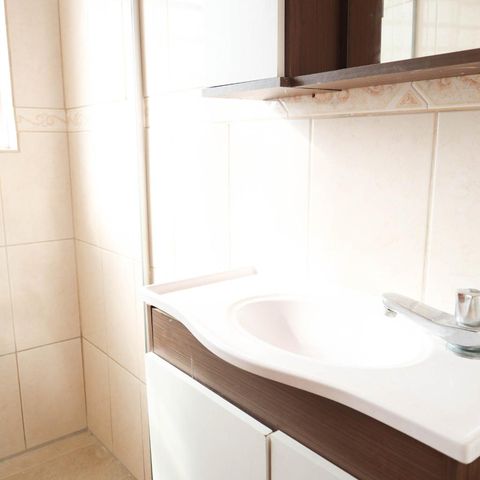 Casa à venda com 200m², 3 quartos e 2 vagasBanheiro