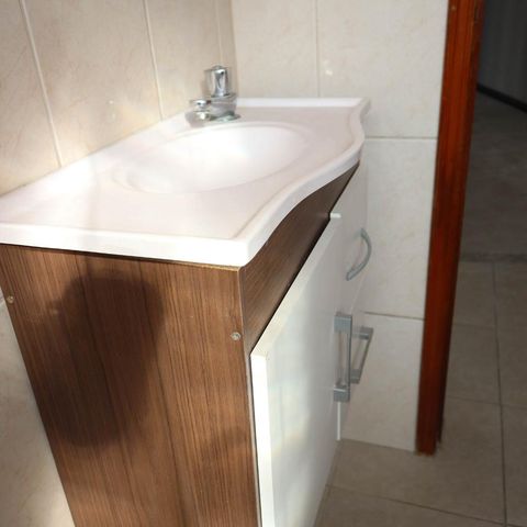 Casa à venda com 200m², 3 quartos e 2 vagasBanheiro