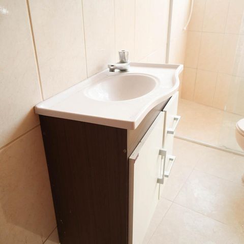 Casa à venda com 200m², 3 quartos e 2 vagasBanheiro