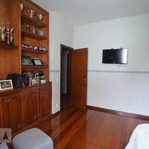Casa à venda com 760m², 6 quartos e 8 vagasSuíte1