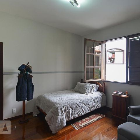Casa à venda com 760m², 6 quartos e 8 vagasSuíte 1