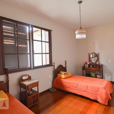 Casa à venda com 760m², 6 quartos e 8 vagasSuíte