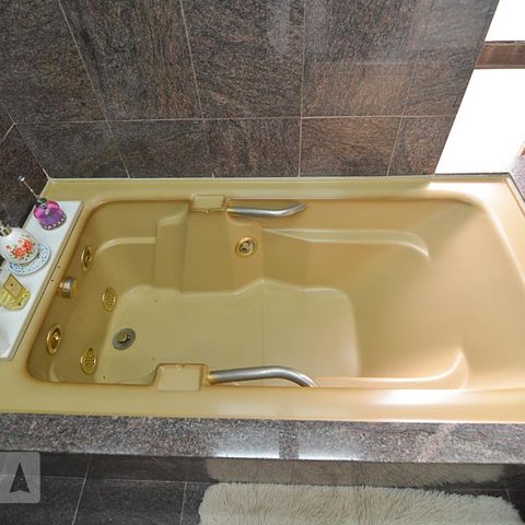 Casa à venda com 760m², 6 quartos e 8 vagasBanheiro social