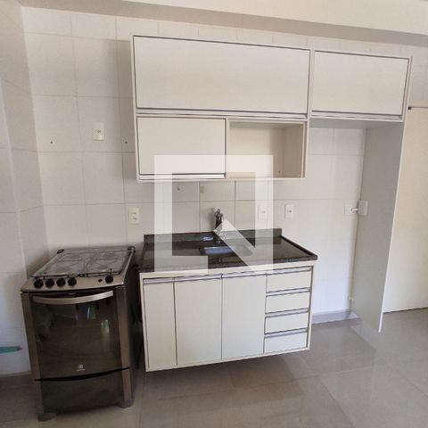 Apartamento à venda com 35m², 1 quarto e sem vagaCozinha semi mobiliada