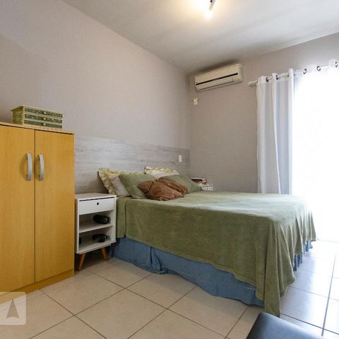 Casa à venda com 130m², 3 quartos e 2 vagasSuite