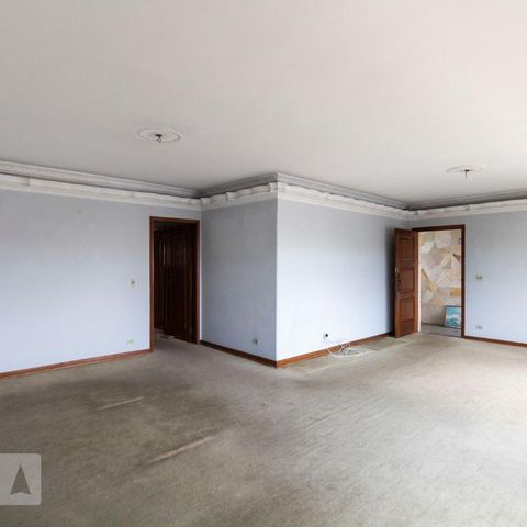 Casa para alugar com 150m², 2 quartos e 5 vagasSala