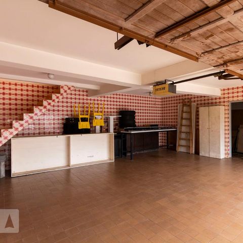 Casa para alugar com 150m², 2 quartos e 5 vagasGaragem