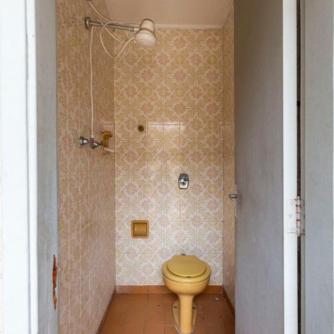 Casa para alugar com 150m², 2 quartos e 5 vagasBanheiro de Serviço