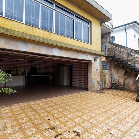 Casa para alugar com 150m², 2 quartos e 5 vagasGaragem