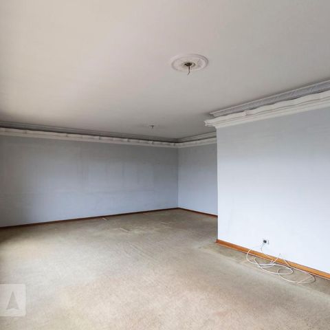 Casa para alugar com 150m², 2 quartos e 5 vagasSala