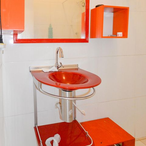 Casa para alugar com 110m², 3 quartos e 1 vaga Casa para alugar com 110m², 3 quartos e 1 vagaBanheiro