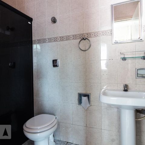 Casa para alugar com 249m², 2 quartos e 2 vagasBanheiro