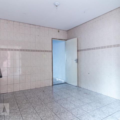 Casa para alugar com 249m², 2 quartos e 2 vagasCozinha