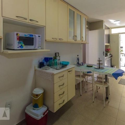 Apartamento à venda com 152m², 4 quartos e 1 vagaCozinha