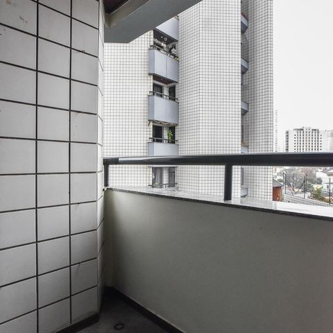 Apartamento à venda com 140m², 3 quartos e 2 vagasVaranda