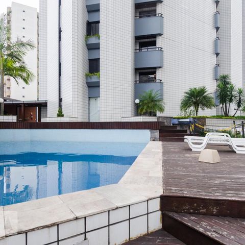 Apartamento à venda com 140m², 3 quartos e 2 vagasPiscina