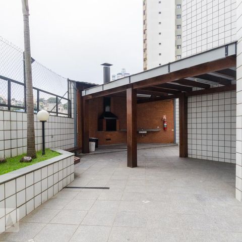 Apartamento à venda com 140m², 3 quartos e 2 vagasChurrasqueira
