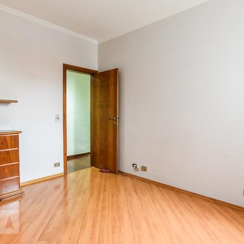 Apartamento à venda com 140m², 3 quartos e 2 vagasSuíte 1