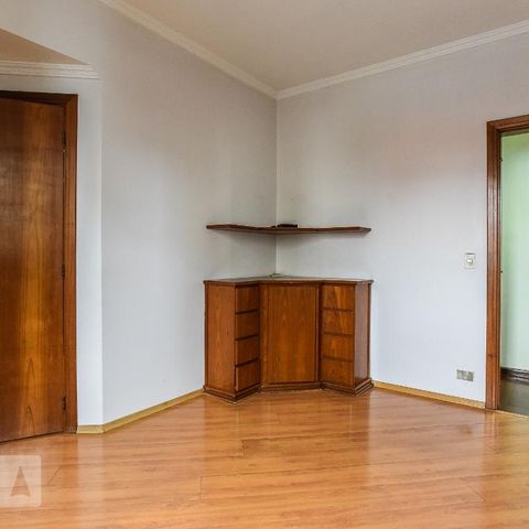 Apartamento à venda com 140m², 3 quartos e 2 vagasSuíte 1