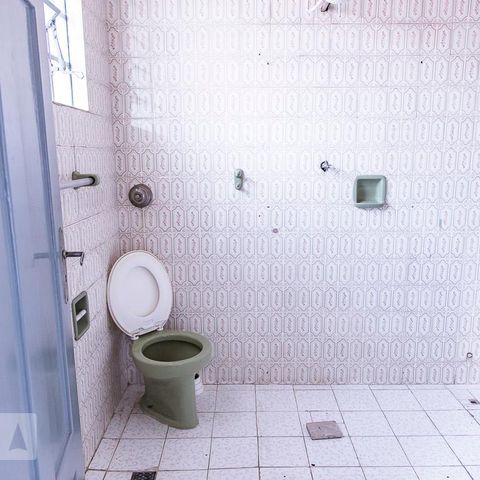 Casa para alugar com 350m², 7 quartos e 8 vagasBanheiro da Suíte