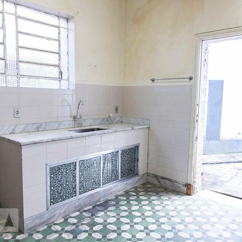 Casa para alugar com 350m², 7 quartos e 8 vagasCozinha