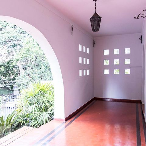 Casa para alugar com 350m², 7 quartos e 8 vagasVaranda da Sala