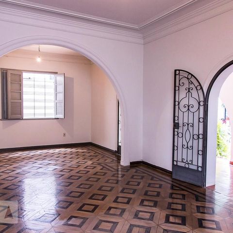 Casa para alugar com 350m², 7 quartos e 8 vagasSala de Estar