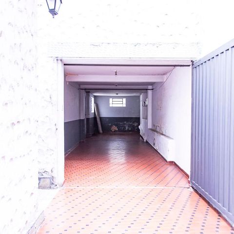 Casa para alugar com 350m², 7 quartos e 8 vagasGaragem