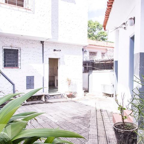 Casa para alugar com 350m², 7 quartos e 8 vagasÁrea Externa