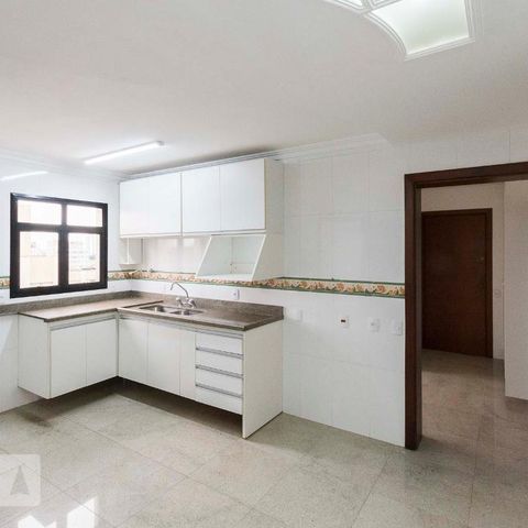 Apartamento para alugar com 308m², 5 quartos e 4 vagasCozinha