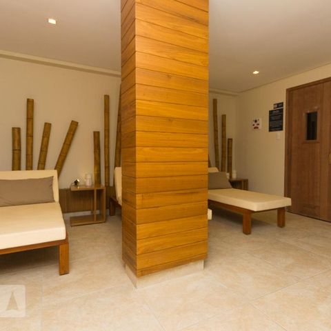 Studio à venda com 55m², 1 quarto e 1 vagaSpa