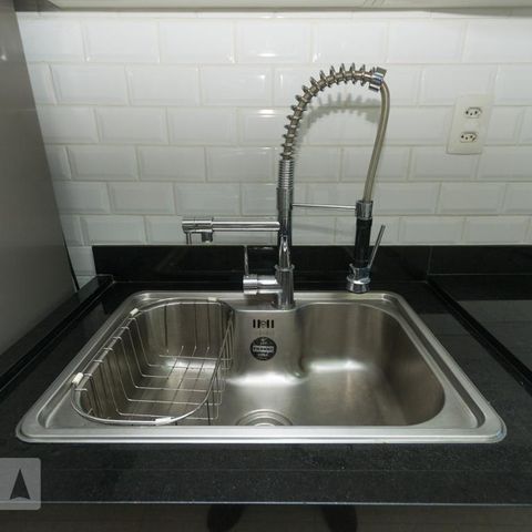 Studio à venda com 55m², 1 quarto e 1 vagaDetalhe da cozinha