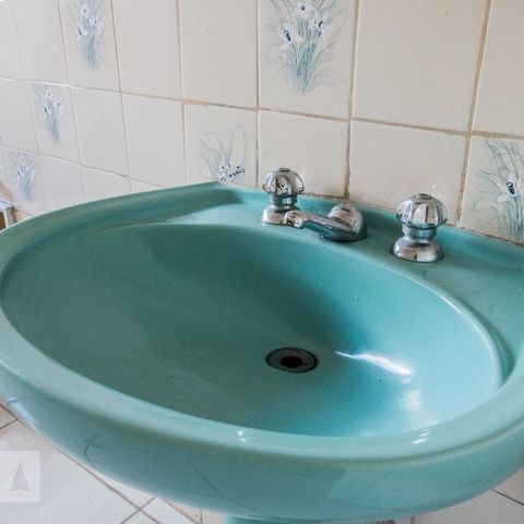 Casa à venda com 100m², 2 quartos e sem vagaBanheiro