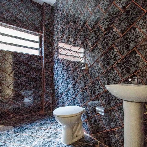 Casa à venda com 100m², 2 quartos e sem vagaBanheiro 2