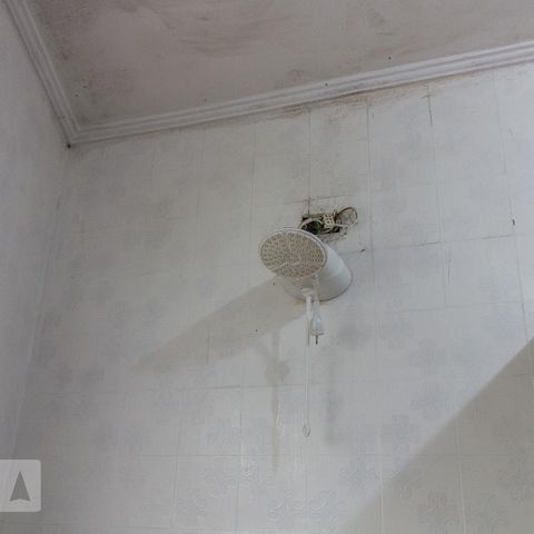 Casa para alugar com 232m², 3 quartos e 3 vagasChuveiro - banheiro social