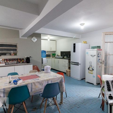 Casa para alugar com 232m², 3 quartos e 3 vagasCozinha