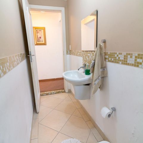 Casa para alugar com 232m², 3 quartos e 3 vagasLavabo