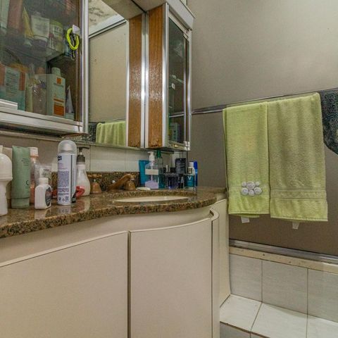 Casa à venda com 220m², 3 quartos e 2 vagasBanheiro do Quarto 3
