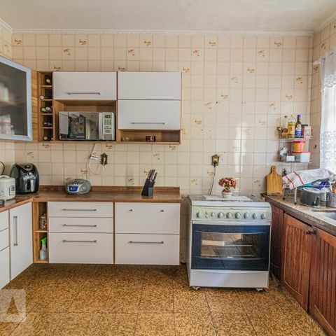 Casa à venda com 220m², 3 quartos e 2 vagasCozinha