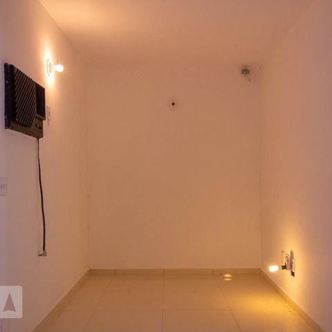 Casa para alugar com 220m², 3 quartos e 2 vagasSala